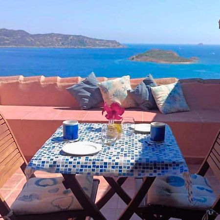 شقة San Teodoro Punta Est Delizioso Monolocale Vista Mare المظهر الخارجي الصورة