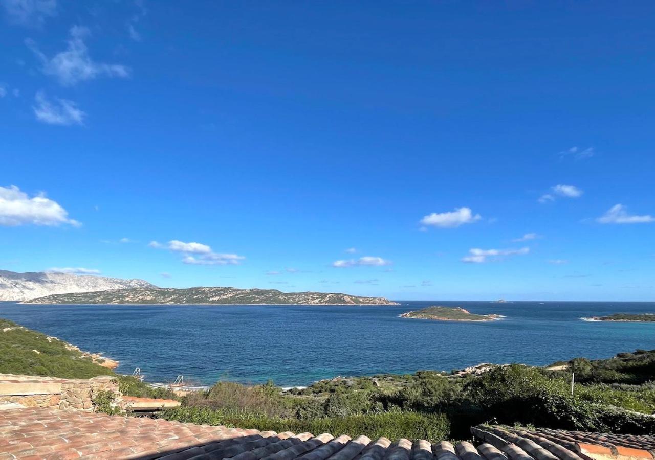 شقة San Teodoro Punta Est Delizioso Monolocale Vista Mare المظهر الخارجي الصورة