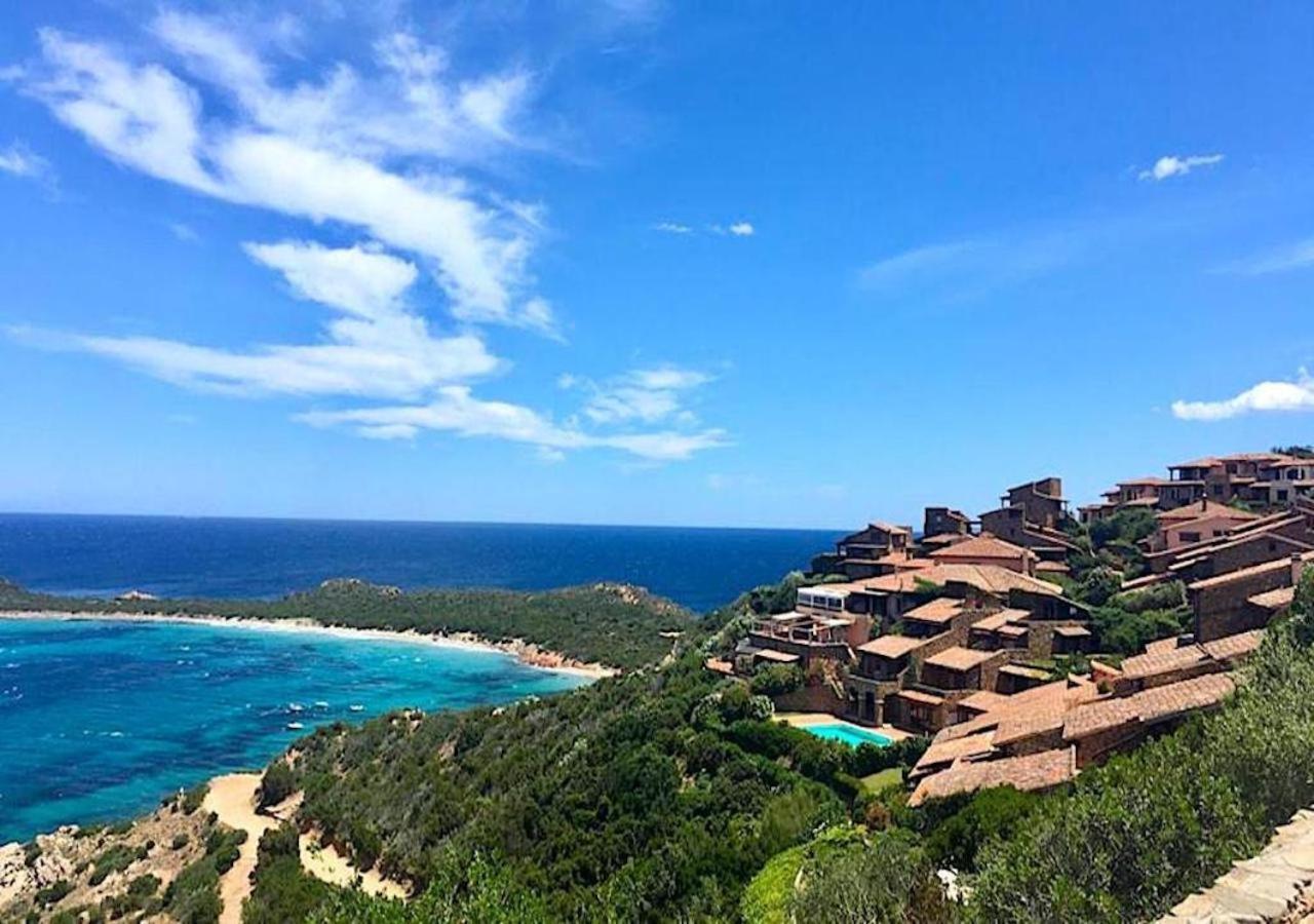 شقة San Teodoro Punta Est Delizioso Monolocale Vista Mare المظهر الخارجي الصورة